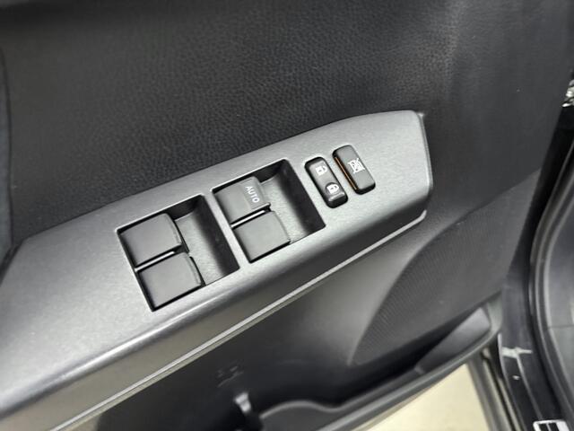Toyota RAV4 2.5 Hybrid Style | NL-Auto | Navigatie | Trekhaak | Stoelverwarming | Elek. Kofferklep | 13-06 mp