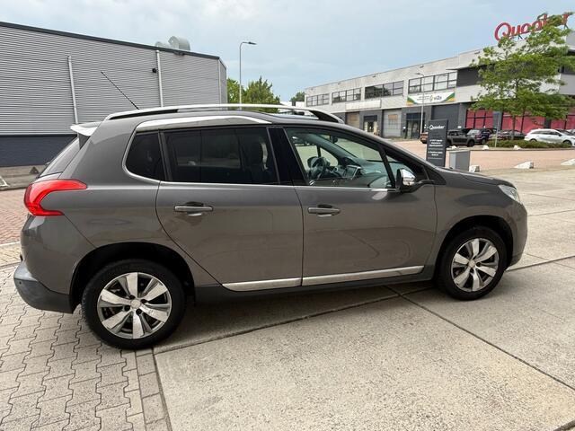 Peugeot 2008 1.2 PureTech Allure Volle AUTOMAAT Volledig onderhouden GLAS DAK