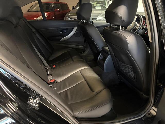 BMW 3-Serie 335i 306PK Automaat|Navigatie