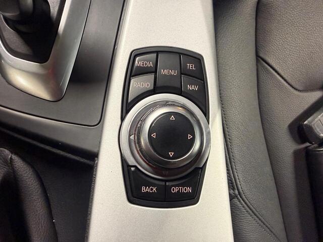 BMW 3-Serie 335i 306PK Automaat|Navigatie