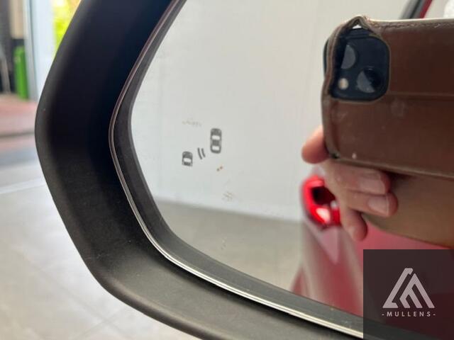 MG ZS Hybrid+ Luxury