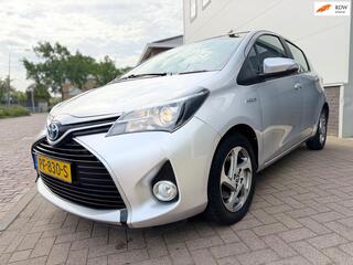TOYOTA YARIS 1.5 Hybrid Lease Limited Bi-Tone/Automaat/Navi/Camera/Climate-c/Goed-onderhouden