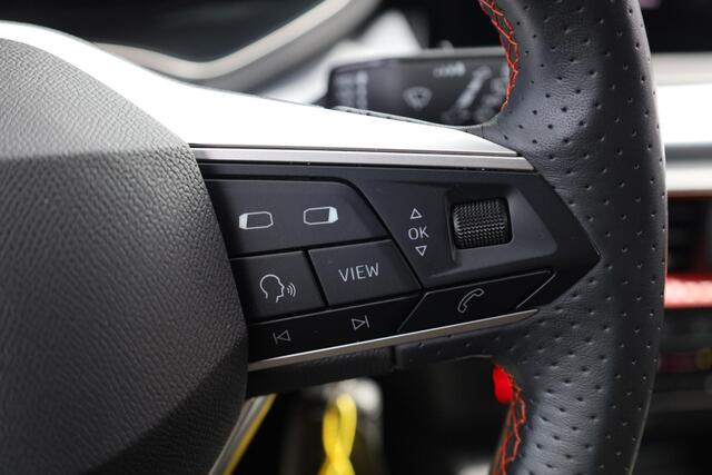 Seat Ibiza 1.0 EcoTSI FR Business Intense 95PK / 70kW, NL auto dealer onderhouden, 18 LMV, full LED koplampen, navigatie, verwarmbare voorstoelen, digital 