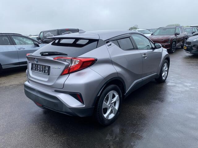 Toyota C-HR 1.8 Hybrid Active Navigatie, achteruitrij camera, adaptieve cruise control, keyless entry- & start, automaat