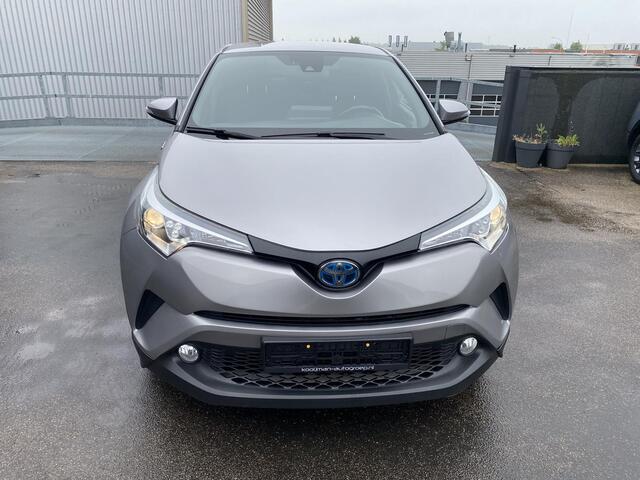 Toyota C-HR 1.8 Hybrid Active Navigatie, achteruitrij camera, adaptieve cruise control, keyless entry- & start, automaat