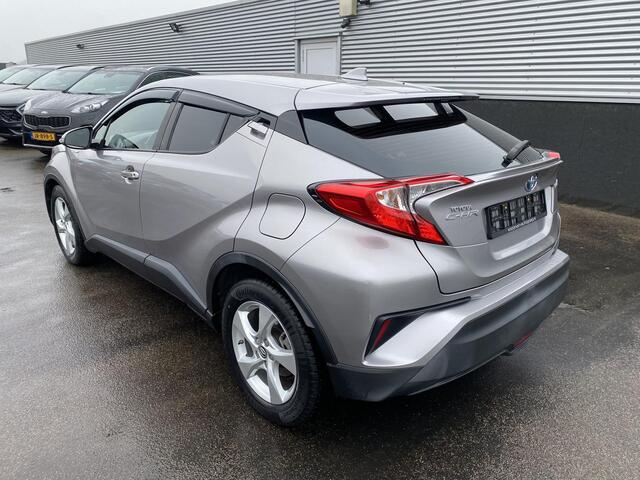 Toyota C-HR 1.8 Hybrid Active Navigatie, achteruitrij camera, adaptieve cruise control, keyless entry- & start, automaat