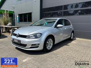 Volkswagen Golf VII