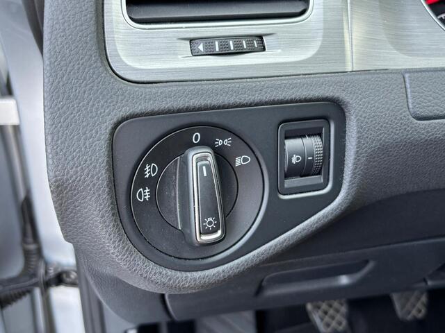 Volkswagen Golf 1.2 TSI Business Edition Connected | Climate Control | Cruise Control | Trekhaak |56.675 km