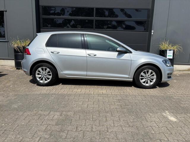 Volkswagen Golf 1.2 TSI Business Edition Connected | Climate Control | Cruise Control | Trekhaak |56.675 km