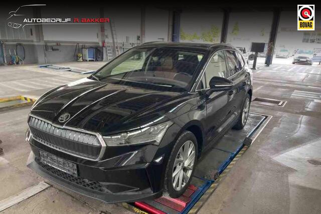 Skoda Enyaq iV 80 ecoSuite // WORDT VERWACHT | Leder | Panoramadak | Trekhaak | HUD | Warmtepomp | Memory | Matrix | Camera