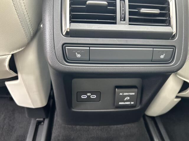 Mazda CX-60 2.5 e-SkyActiv PHEV Takumi Plus Draadloze Apple Carplay Android Auto | Panoramisch schuif kanteldak | Head up display | Bose | 360 camera | Elek
