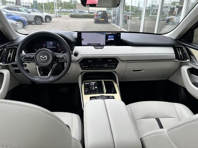 Mazda CX-60 2.5 e-SkyActiv PHEV Takumi Plus Draadloze Apple Carplay Android Auto | Panoramisch schuif kanteldak | Head up display | Bose | 360 camera | Elek