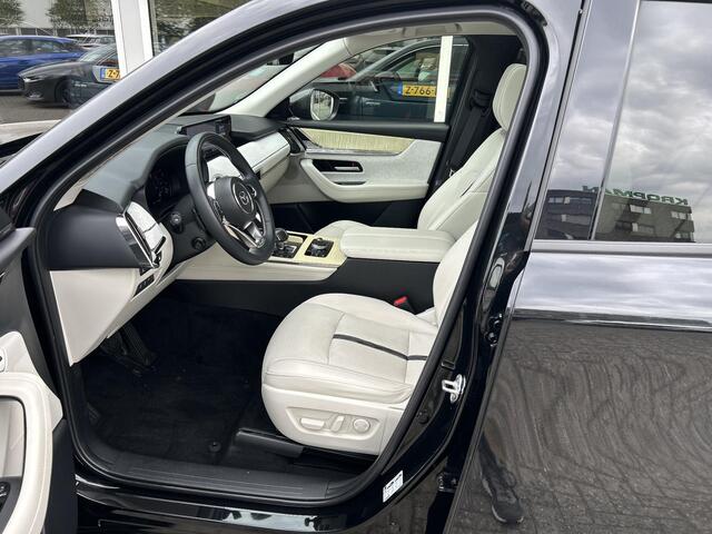 Mazda CX-60 2.5 e-SkyActiv PHEV Takumi Plus Draadloze Apple Carplay Android Auto | Panoramisch schuif kanteldak | Head up display | Bose | 360 camera | Elek
