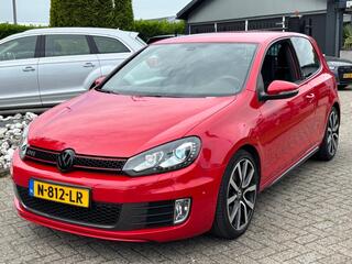 Volkswagen Golf VI