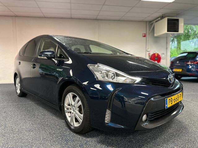 Toyota Prius 1.8 SkyView Edition | Hybride | Automaat | Panorama | Head Up | Camera | PDC | Trekhaak | LED | Dealer onderhouden|
