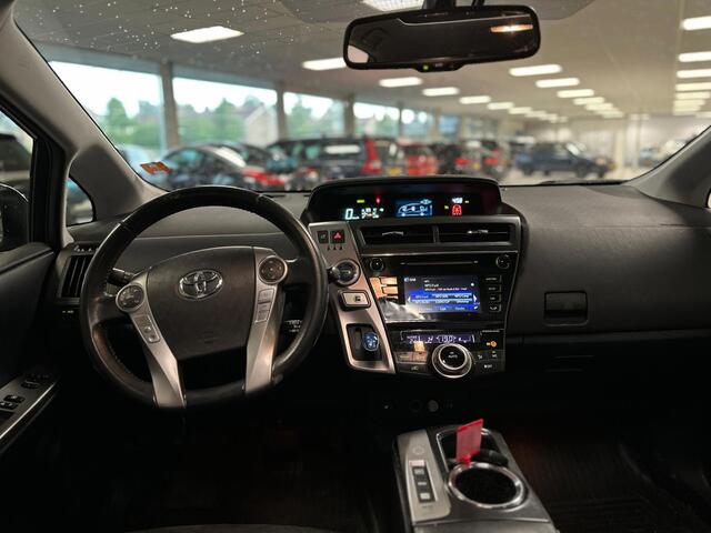 Toyota Prius 1.8 SkyView Edition | Hybride | Automaat | Panorama | Head Up | Camera | PDC | Trekhaak | LED | Dealer onderhouden|
