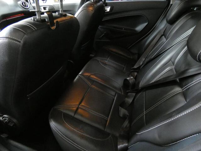 Ford Fiesta 1.25 Titanium|Airco|Leer|5 Deurs|LM-Velgen|Nw.APK|Getinte Ramen|Cruise Control..
