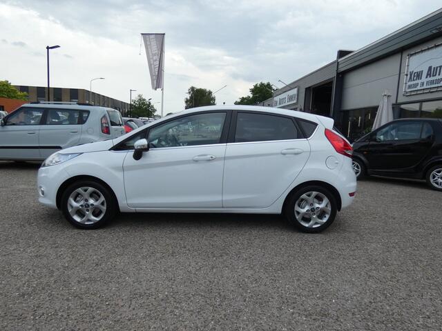 Ford Fiesta 1.25 Titanium|Airco|Leer|5 Deurs|LM-Velgen|Nw.APK|Getinte Ramen|Cruise Control..