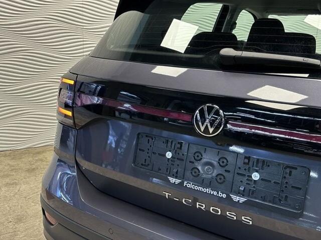 Volkswagen T-Cross 1.0 TSiDSGCARPLAYCAMERAZETELVERW.