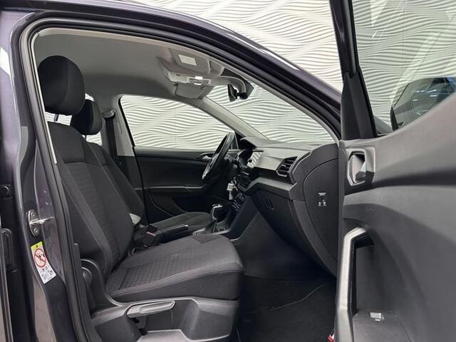 Volkswagen T-Cross 1.0 TSiDSGCARPLAYCAMERAZETELVERW.