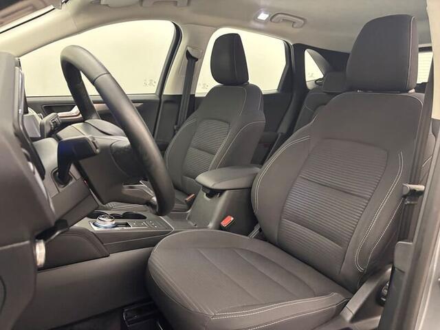 Ford Kuga 1.5TDCi Titanium Aut. GPS Camera Dig.Airco Verw.zetels voor+achter+stuur