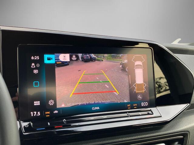 Volkswagen Caddy MAXI Combi 1.5 eHybrid 150pk Life � 7-persoons � Camera � 17 LM velgen � Apple Carplay/Android auto � Adaptive Cruise control � 7-zits