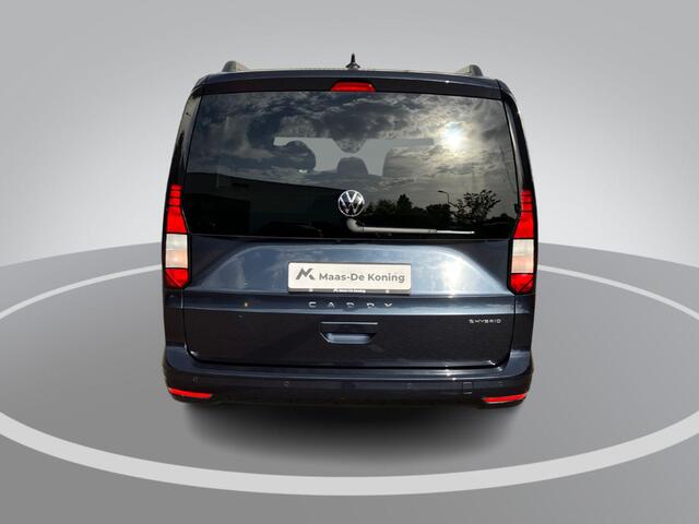 Volkswagen Caddy MAXI Combi 1.5 eHybrid 150pk Life � 7-persoons � Camera � 17 LM velgen � Apple Carplay/Android auto � Adaptive Cruise control � 7-zits