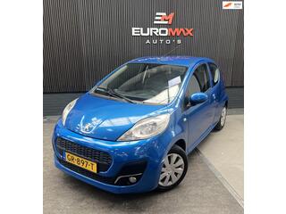 PEUGEOT 107 1.0 Premi�re - elektr ramen - centrale deurvergrendeling.