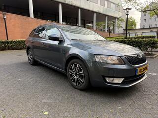 SKODA OCTAVIA Combi 1.6 TDI Greentech Active Climate Cruise NW APK