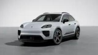 PORSCHE MACAN 4