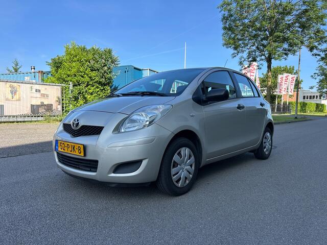 Toyota Yaris 1.0 VVTi Acces Airco