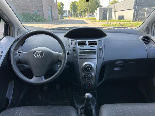 Toyota Yaris 1.0 VVTi Acces Airco