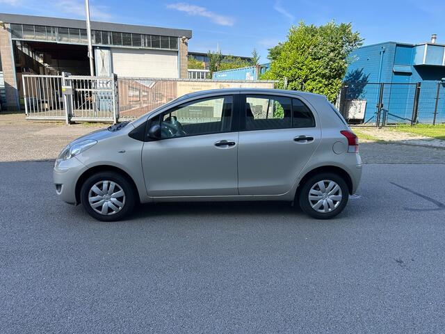 Toyota Yaris 1.0 VVTi Acces Airco