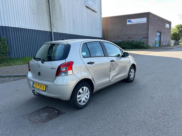Toyota Yaris 1.0 VVTi Acces Airco