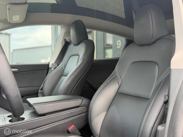 Tesla Model Y RWD LFP | FSD 3.0 | Ryzen | SOH 92,4% | Fabrieksgarantie | Warmtepomp | Incl BTW