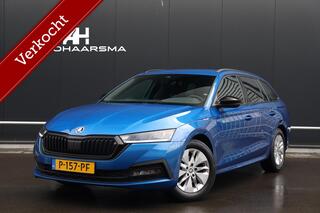SKODA OCTAVIA Combi 1.0 TSI Sport Business Stoelverwarming Sportstoelen Sfeerverlichting Trekhaak LED CarPlay