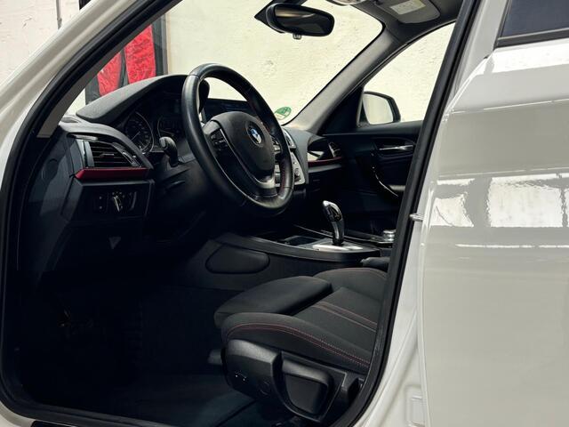 BMW 1-Serie 118i EDE Corporate Lease Sport | Automaat | 1e eigenaar | Dealer onderhouden | NL auto |