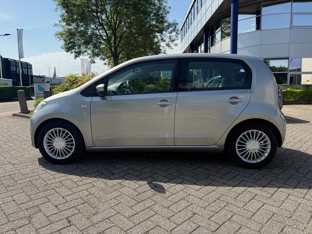Volkswagen UP 1.0 high up Cruise | AC | Park | AEB
