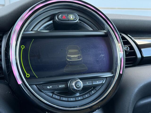 Mini Cooper 1.5 Chili 136pk Head-Up Led ACC Leder PDC 17
