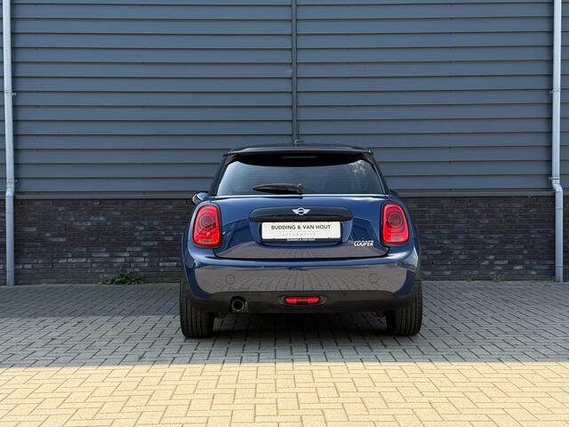 Mini Cooper 1.5 Chili 136pk Head-Up Led ACC Leder PDC 17
