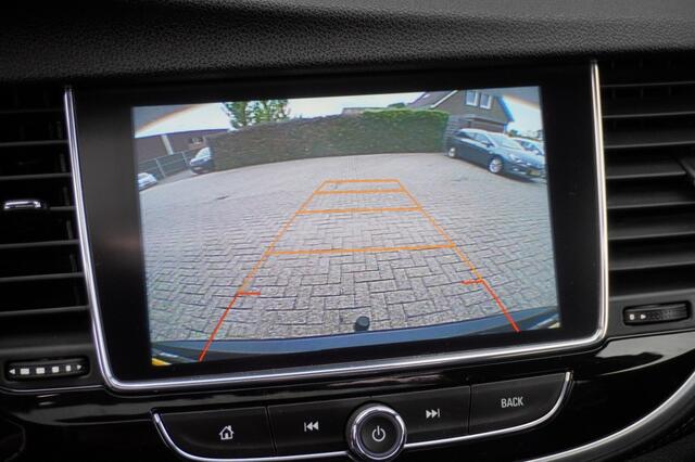 Opel Mokka 1.4 Turbo Innovation / Trekhaak / Open dak / Camera / Leer / Stoel- en stuurverwarming