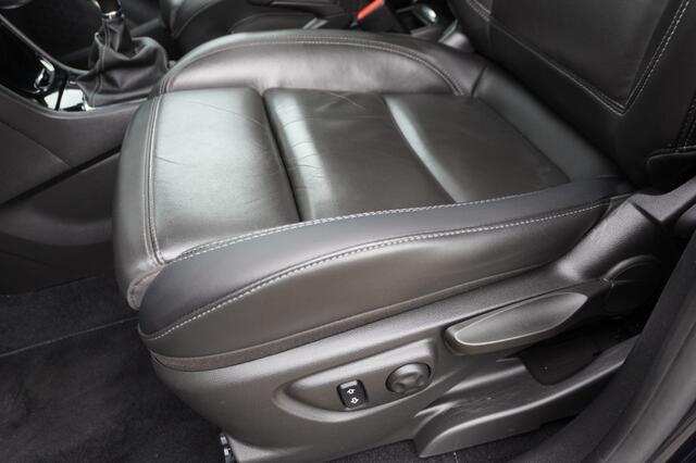 Opel Mokka 1.4 Turbo Innovation / Trekhaak / Open dak / Camera / Leer / Stoel- en stuurverwarming