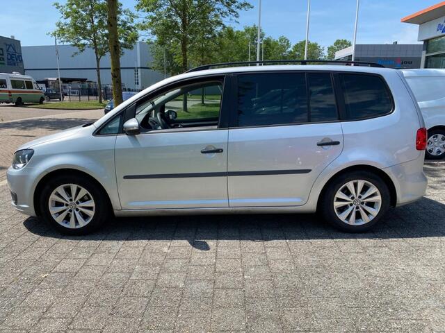 Volkswagen Touran 1.2 TSI Trendl.BlueM APK 12-26 Dorpel schade BJ 2012 