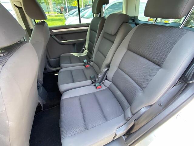 Volkswagen Touran 1.2 TSI Trendl.BlueM APK 12-26 Dorpel schade BJ 2012 