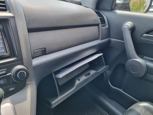 Volkswagen Touran 1.2 TSI Trendl.BlueM APK 12-26 Dorpel schade BJ 2012 
