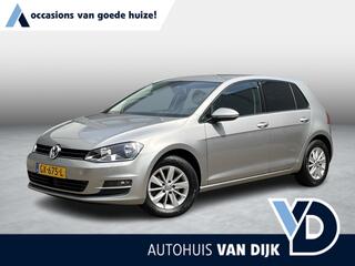 Volkswagen Golf VII
