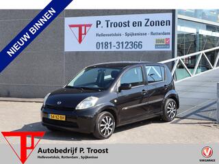 DAIHATSU SIRION 2 1.0-12V Airco/Afneembare trekhaak/Radio/Elektrische ramen