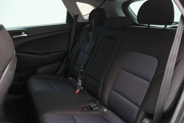 Hyundai Tucson 1.6 GDi Comfort Climate, Cruise, Camera, Navigatie, Bluetooth, Winterpakket, PDC, DAB, 17''