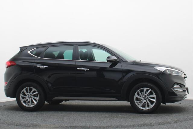 Hyundai Tucson 1.6 GDi Comfort Climate, Cruise, Camera, Navigatie, Bluetooth, Winterpakket, PDC, DAB, 17''