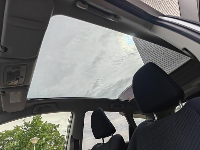 Toyota Verso-S 1.3 VVT-i Dynamic / Airco / Camera / Panoramadak